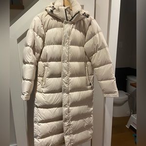 TNA Super Puff Long - matte pearl, size small